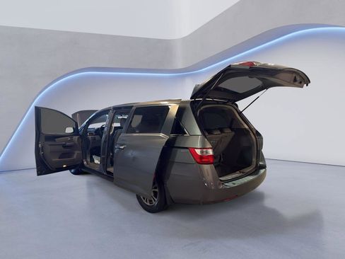 Used 2013 Honda Odyssey EX-L image 10