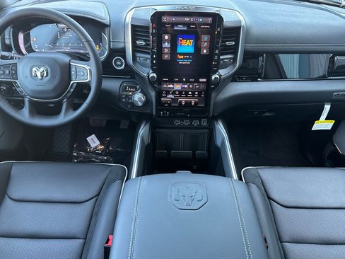 New 2026 RAM 1500 Laramie AWD/4WD image 12