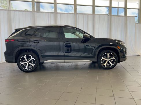 New 2026 Volkswagen Tiguan SE image 8