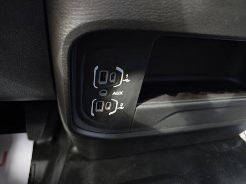 Used 2024 RAM 3500 Tradesman w/ Safety Group image 33