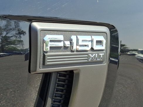 Certified 2022 Ford F150 XLT w/ Equipment Group 302A High image 30