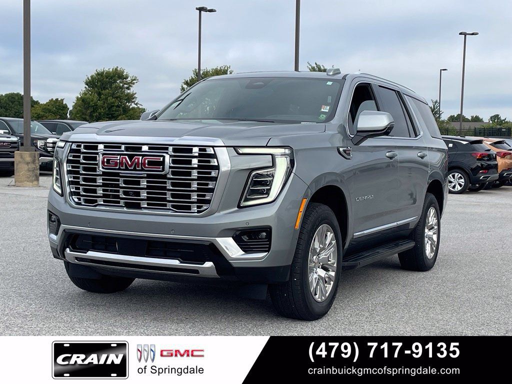 Used 2025 GMC Yukon Denali w/ Advanced Technology Package AWD/4WD image 3