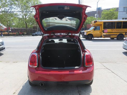 Used 2015 MINI Cooper 4-Door Hardtop FWD image 22