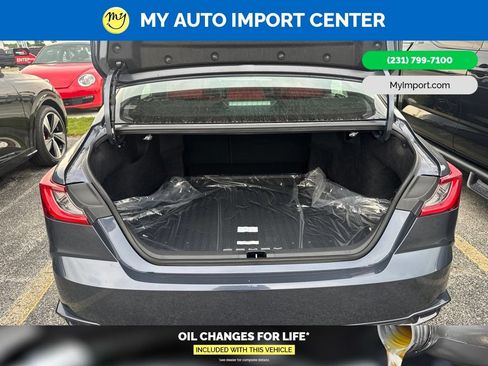 Used 2026 Toyota Camry XSE FWD image 23