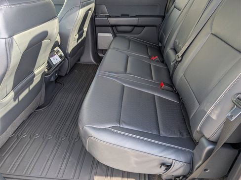 New 2025 Ford F150 Lariat w/ Equipment Group 501A Mid image 30