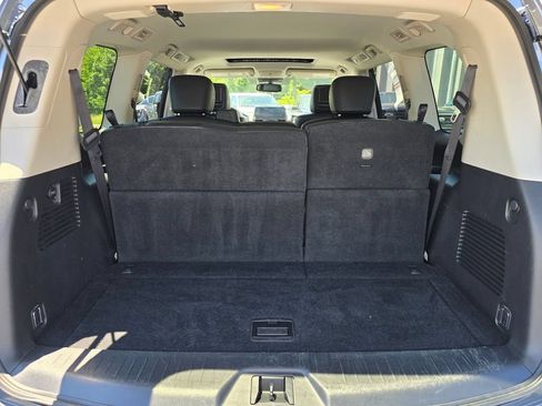 Used 2021 Nissan Armada SL RWD image 25