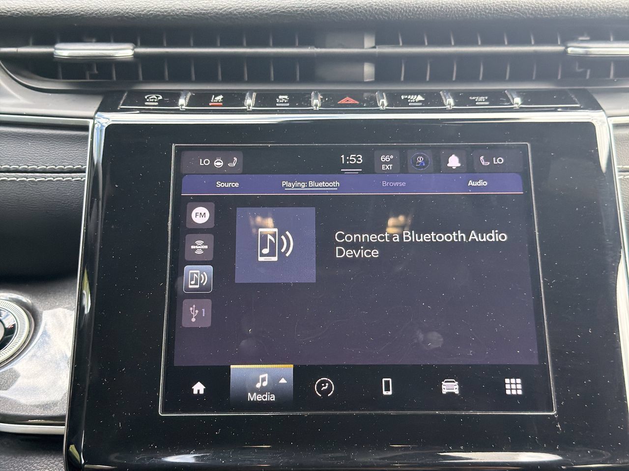 Used 2023 Jeep Grand Cherokee L Laredo AWD/4WD image 16