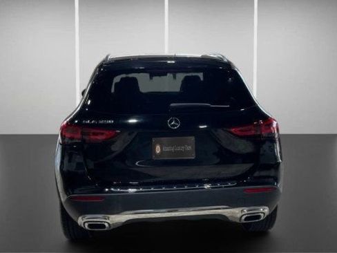 Used 2022 Mercedes-Benz GLA 250 w/ Premium Package Lite image 8