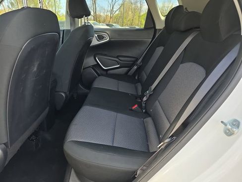 Used 2024 Kia Soul LX w/ Option Group 015 image 11