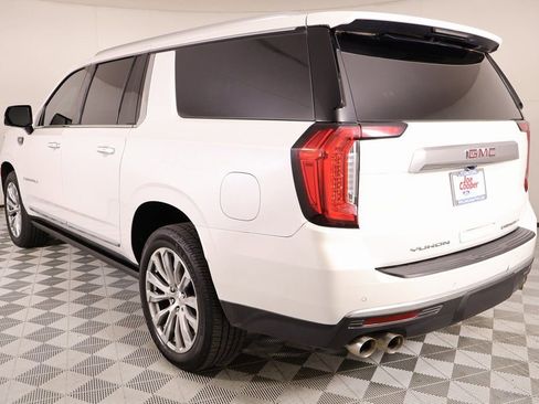 Used 2022 GMC Yukon XL Denali AWD/4WD image 24