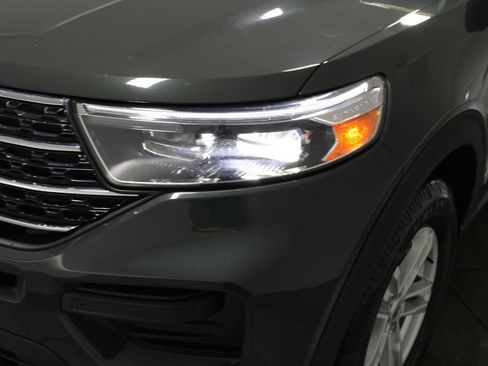 Used 2023 Ford Explorer XLT image 55