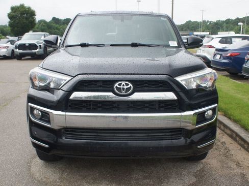 Used 2019 Toyota 4Runner Limited AWD/4WD image 2