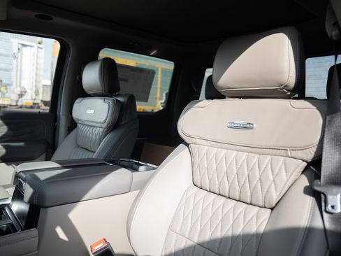 New 2026 Ford F350 Platinum w/ Platinum Plus Package image 11