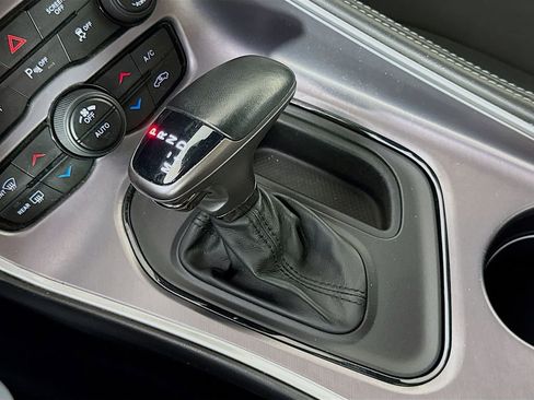 Used 2019 Dodge Challenger R/T w/ Driver Convenience Group image 18