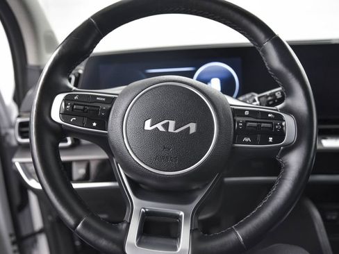 Used 2023 Kia Sportage SX image 15