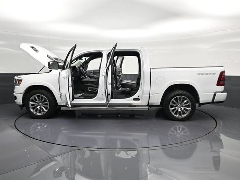 Used 2022 RAM 1500 Laramie w/ Sport Appearance Package AWD/4WD image 43