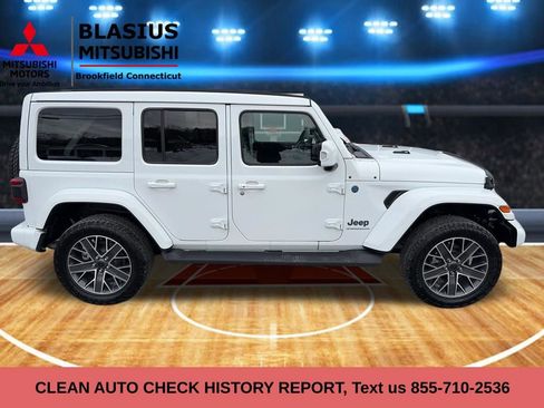 Used 2024 Jeep Wrangler High Altitude image 3