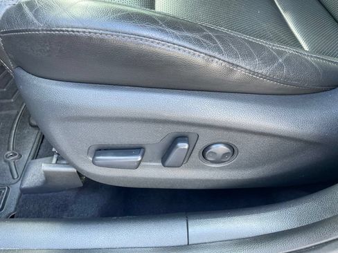 Used 2020 Hyundai Tucson Limited FWD image 11