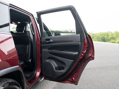 Used 2019 Jeep Grand Cherokee Trailhawk AWD/4WD image 51