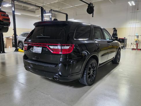 Used 2022 Dodge Durango R/T RWD image 7