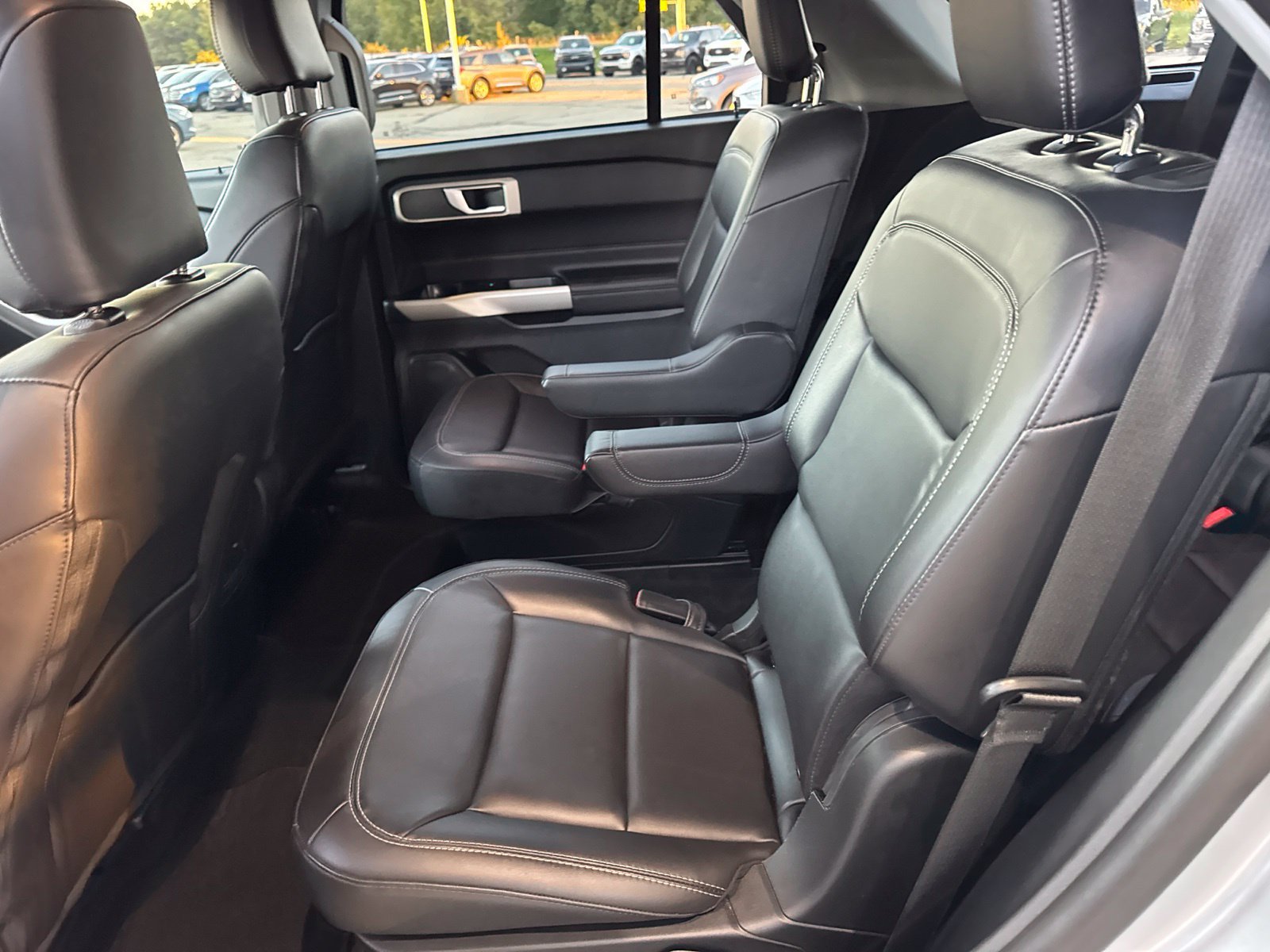 Certified 2023 Ford Explorer XLT w/ Equipment Group 202A AWD/4WD image 36