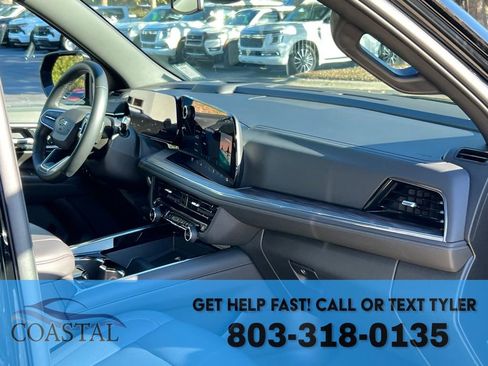 Used 2025 Chevrolet Tahoe Z71 image 30