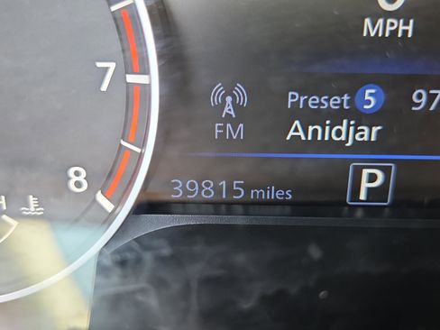 Used 2019 Nissan Altima 2.5 SR FWD image 23