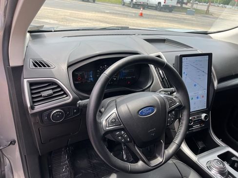 Used 2022 Ford Edge SEL AWD/4WD image 18