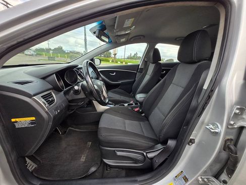 Used 2013 Hyundai Elantra GT w/ Touch & Go Pkg FWD image 20