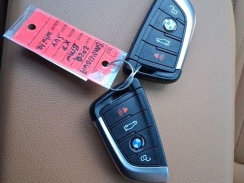 Used 2024 BMW X3 sDrive30i w/ Parking Assistance Package RWD image 20