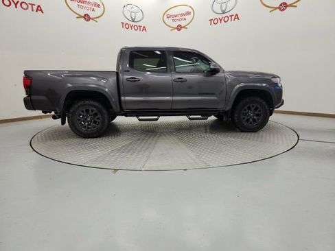 Used 2023 Toyota Tacoma SR5 w/ Technology Package image 3