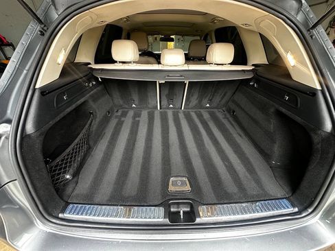Used 2019 Mercedes-Benz GLC 300 4MATIC image 31
