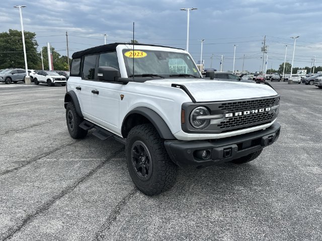 Used 2023 Ford Bronco Badlands AWD/4WD image 18