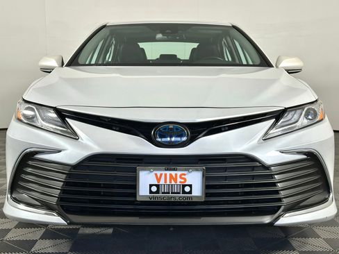 Used 2022 Toyota Camry XLE w/ Cold Weather Package FWD image 22
