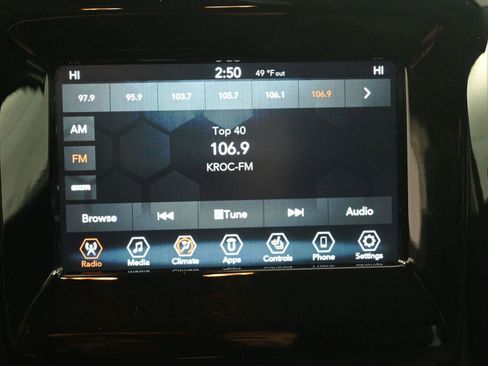 Used 2019 Jeep Compass Altitude image 22