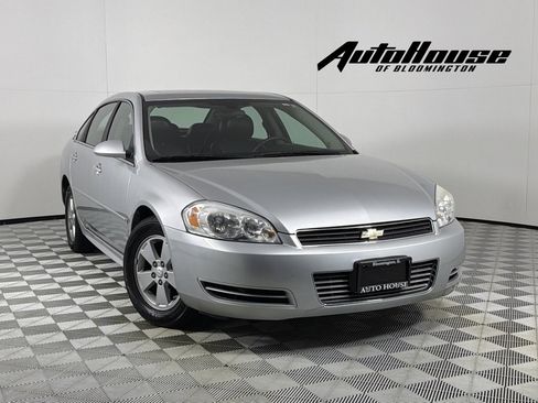 Used 2009 Chevrolet Impala LT FWD image 1