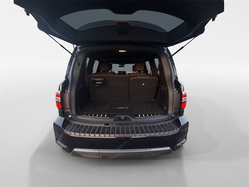 Used 2024 Nissan Armada Platinum w/ Captain's Chairs Package image 23