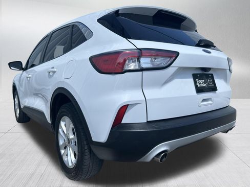Used 2021 Ford Escape SE w/ Cold Weather Package AWD/4WD image 6