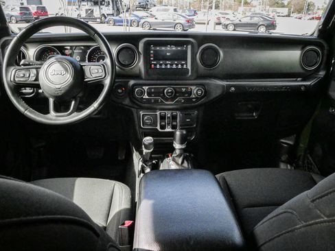 Used 2020 Jeep Wrangler Unlimited Sport image 26
