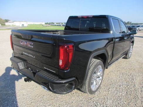 New 2026 GMC Sierra 1500 Denali w/ Denali Reserve Package AWD/4WD image 5