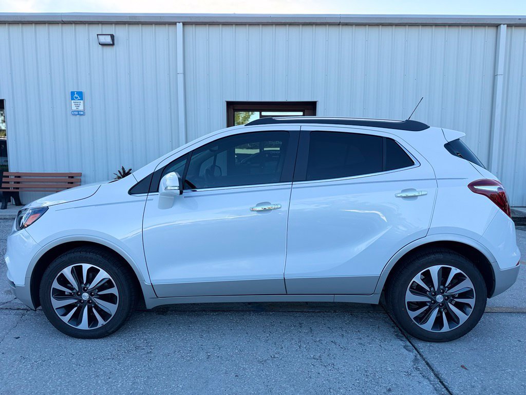 Used 2017 Buick Encore Premium FWD image 2
