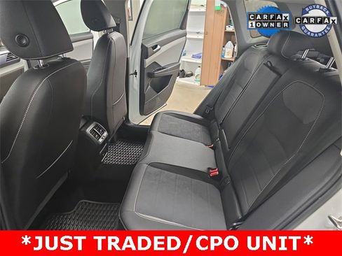 Used 2023 Volkswagen Taos SE image 17