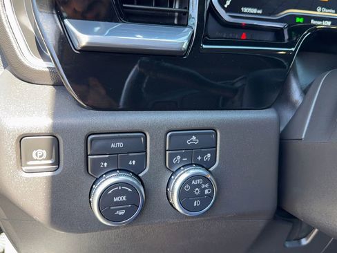 Used 2022 GMC Sierra 1500 Elevation image 22