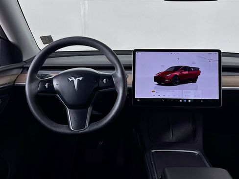Used 2023 Tesla Model Y Long Range AWD/4WD image 38