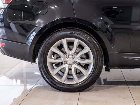 Used 2017 Land Rover Range Rover Sport HSE image 11