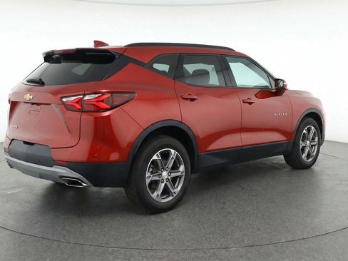 Used 2025 Chevrolet Blazer LT image 9