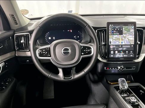 Used 2026 Volvo XC90 B6 Ultra w/ Protection Package Premier image 18