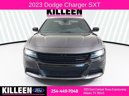 Used 2023 Dodge Charger SXT w/ Blacktop Package RWD image 2
