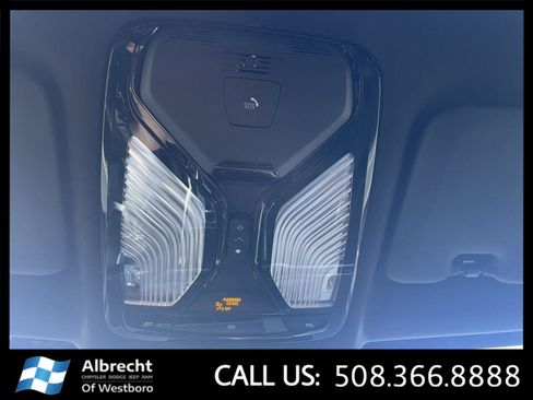 Used 2025 BMW X5 xDrive50e image 29