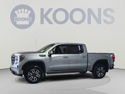 Used 2024 GMC Sierra 1500 AT4 w/ Technology Package AWD/4WD image 7